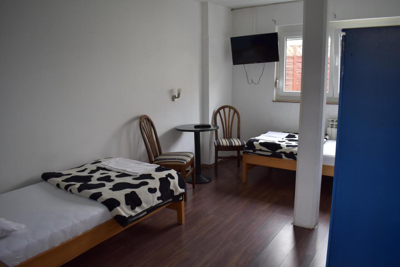 Favela Hostel Zagrzeb Zewnętrze zdjęcie