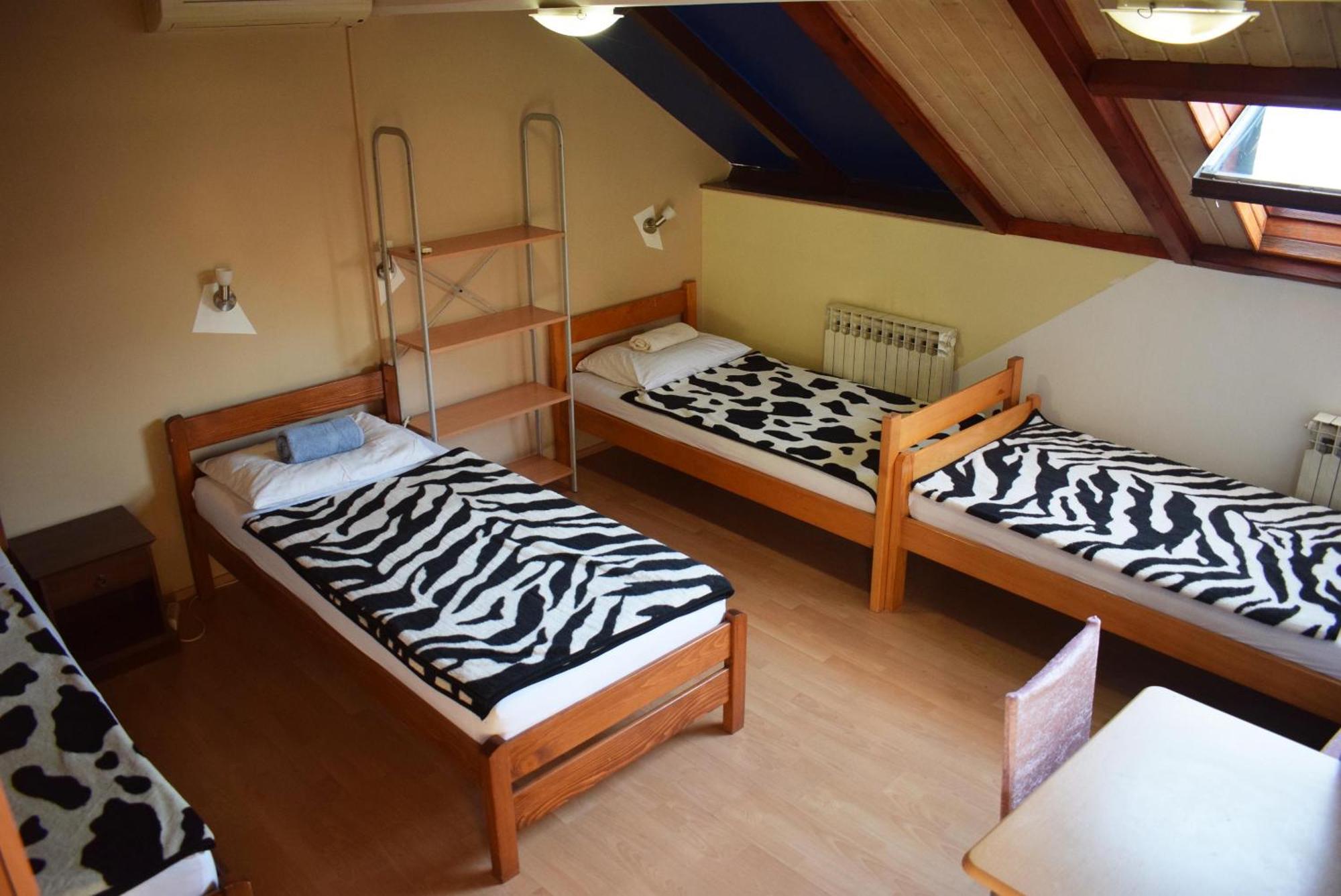Favela Hostel Zagrzeb Zewnętrze zdjęcie